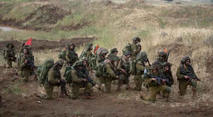  Soldiers of the "Netzah Yehuda" battalion take part in training. (May 19, 2014) (Photo: Menahem Kahana/AFP)