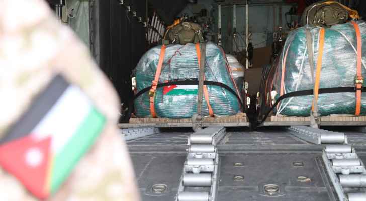 Aid pallets loaded onboard a Royal Jordanian Air Force (RJAF) aircraft. (Photo: Jordanian Armed Forces) 