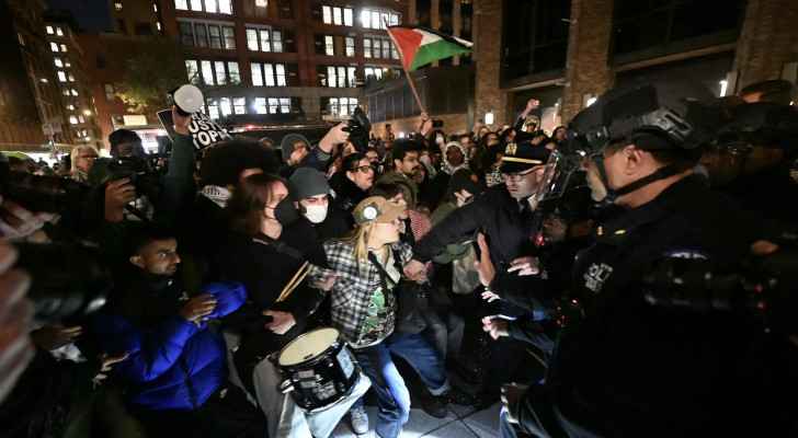 Police clash with protestors at New York University (NYU) during a pro-Palestine demonstration. (April 22, 2024) (Photo: Getty Images)