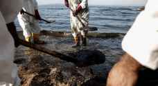 Oil spill threatens Athens beaches with ecological disaster