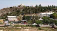Palestinian driver seriously injured after Israeli settlers attack car