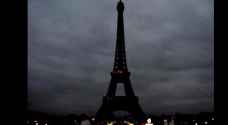 Lights of Eiffel Tower went black in solidarity with victims of Sinai