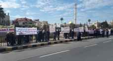 Cancer patients protest outside Prime Ministry in Amman