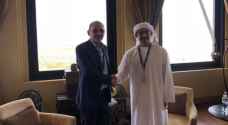 Safadi attends annual Sir Bani Yas Forum, meets with Sheikh Abdullah bin Zayed Al Nahyan