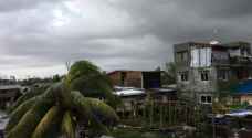 Philippines typhoon kills more than a dozen, leaves more than 25,000 stranded