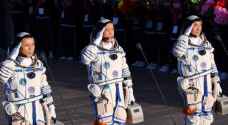 Chinese astronauts return to earth after 90-day mission