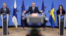 Finnish president, PM in favor of joining NATO 'without delay'