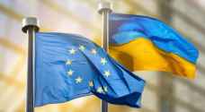 EU leaders agree candidate status for Ukraine, Moldova