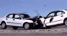 Vehicle overturns on Desert Highway, five injured
