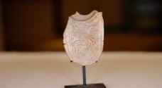 US gives back stolen artifact to Palestinian Authority