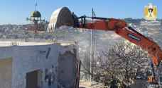 Israeli Occupation forces Palestinian homeowner to tear down house to avoid fines