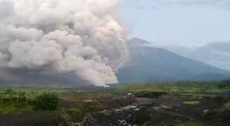 Indonesia's Mount Semeru volcano erupts, top alert status ....