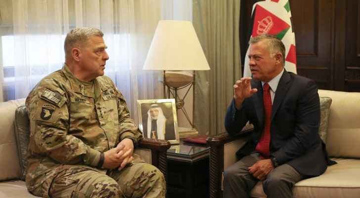 King receives US Army Chief of Staff