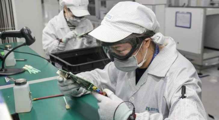 Japan confirms first coronavirus death