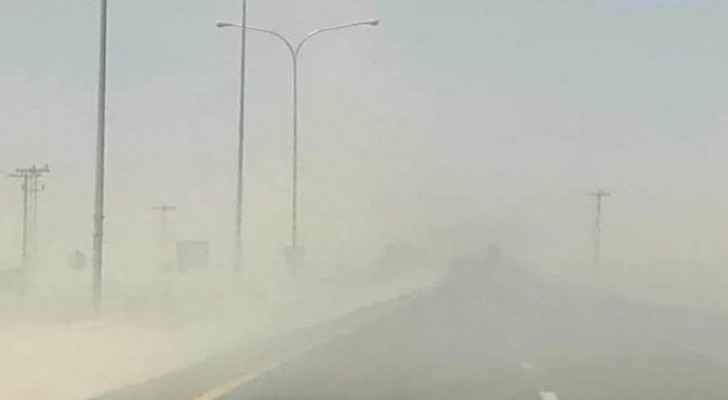 Ministry of Public Works and Housing warns citizens of low visibility due to dust