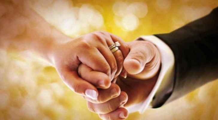 Jordanians debate ‘right age’ to get married in Jordan