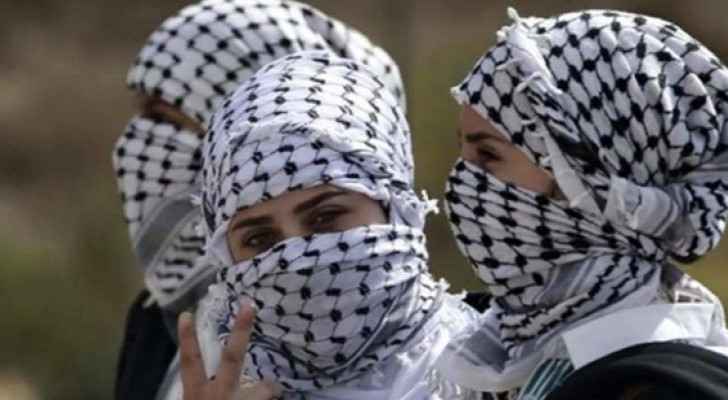Google search says Palestinian kuffiyeh a symbol of terrorism, triggering outrage