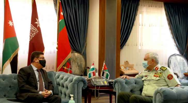 Army chief meets with Hungarian Ambassador