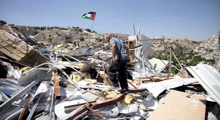 13 Palestinian families at risk of displacement in Silwan Sunday