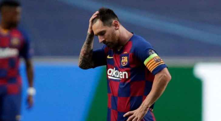 Messi leaves Barcelona after “financial and structural obstacles”