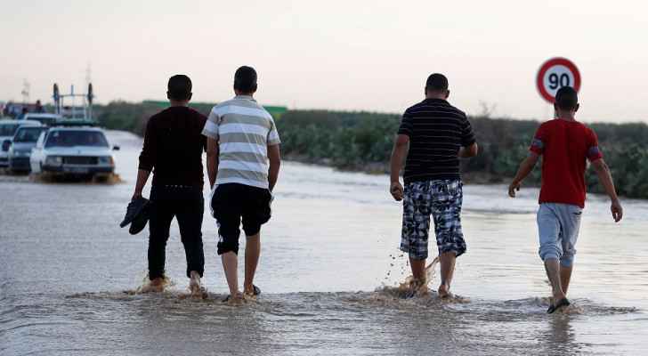 Several dead in Tunisian floods