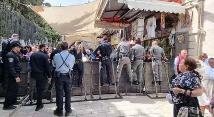 Israeli Occupation limit number of worshippers entering Church of Holy Sepulchre