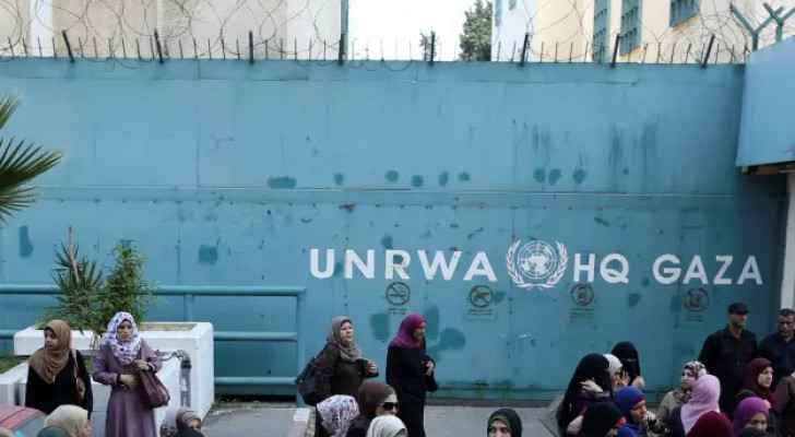 UNRWA closes all facilities in Gaza, except health centers