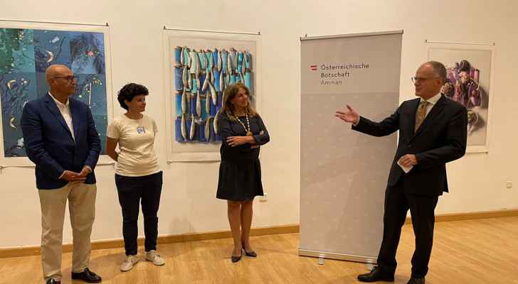 Austrian Ambassador opens exhibition r e d u c e - r e u s e – r e c y c l e by Ulrike Koeb