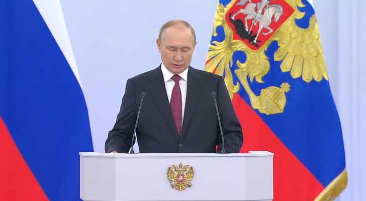Putin signs treaties to annex four Ukrainian regions