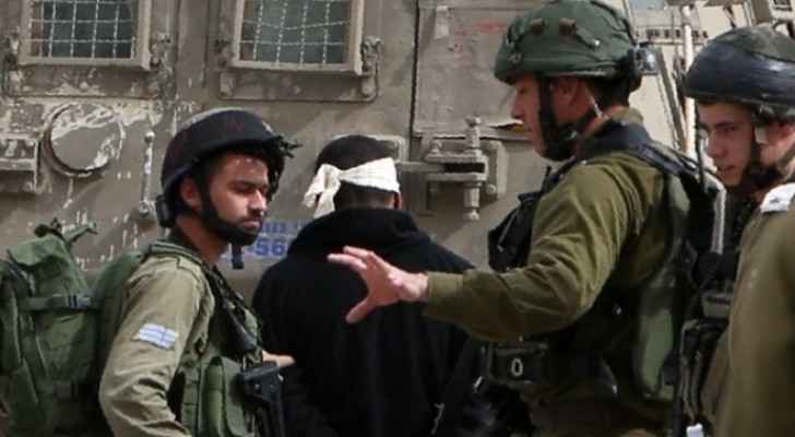 Israeli Occupation assaults family of Palestinian martyr Shujaia in Ramallah