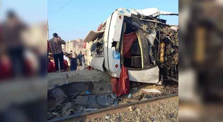 27 university students injured after bus collides with train