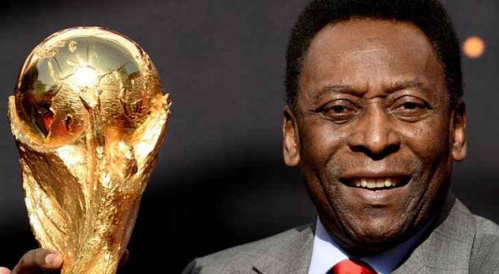 Pele 'moved to end-of-life care'
