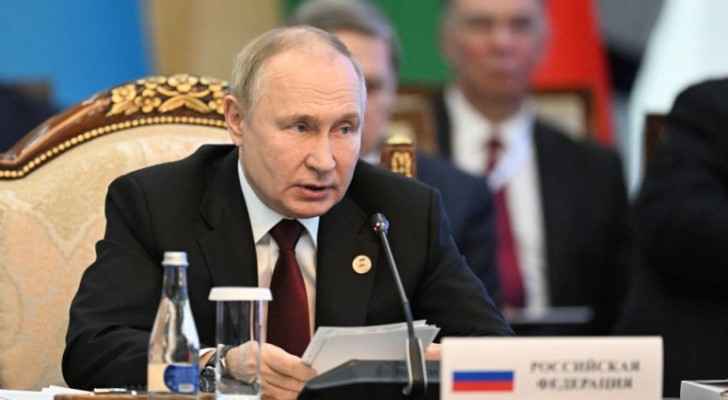 Putin threatens production cuts over oil price cap