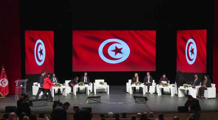 Tunisia to raise new taxes to close budget deficit