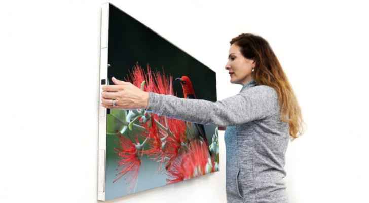 Tech startup unveils world’s first fully wireless television