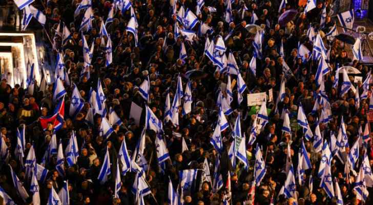 Thousands in Tel Aviv rally against new Netanyahu's government