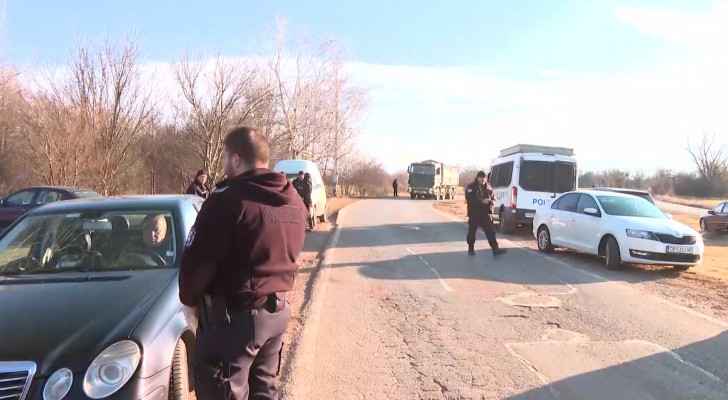 Bulgaria finds 18 migrants dead in truck