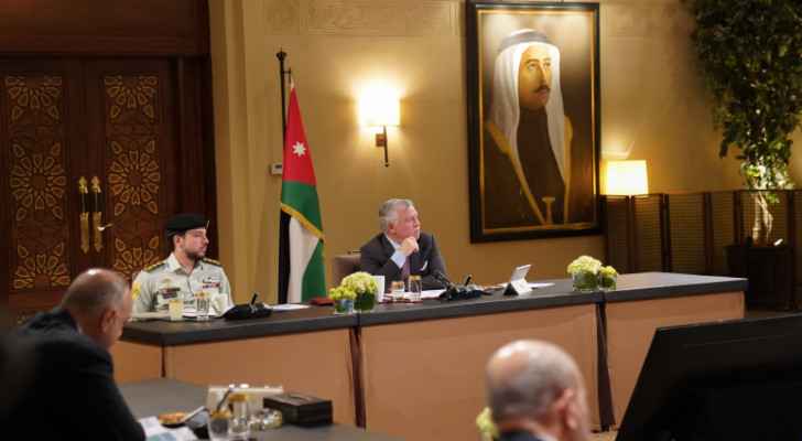 King meets representatives of pharmaceutical sector