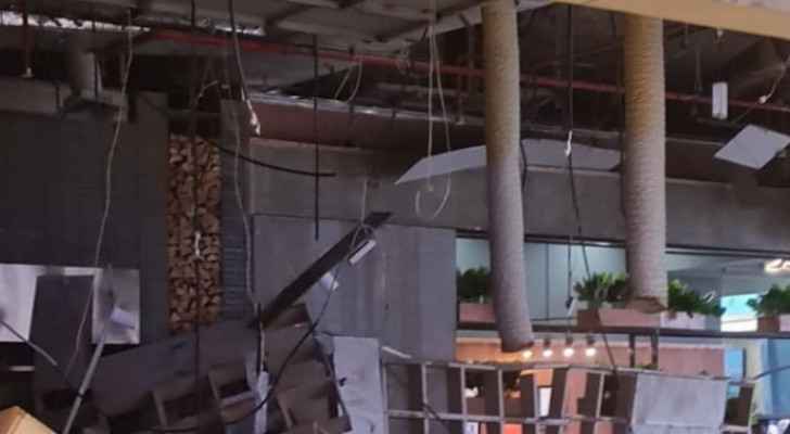 Four injured after cafe ceiling collapses in Karak