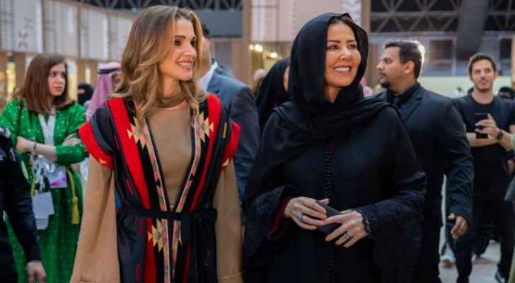 Queen Rania attends Bisat Al Reeh Exhibition opening, visits Islamic Arts Biennale in Jeddah