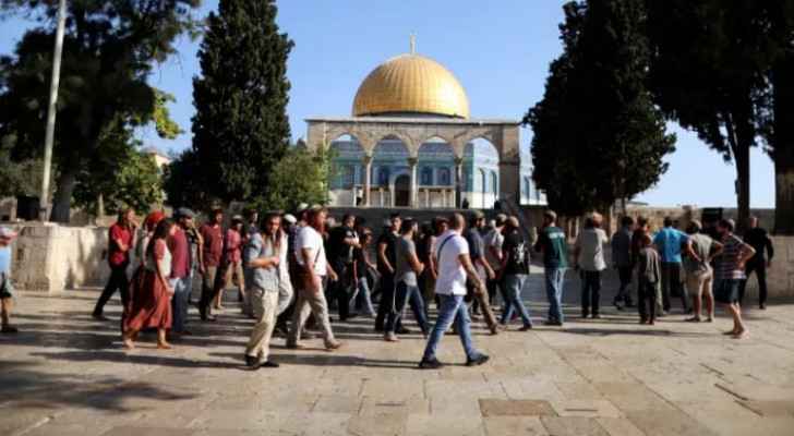 Settlers storm Aqsa Mosque after Palestinians were assaulted