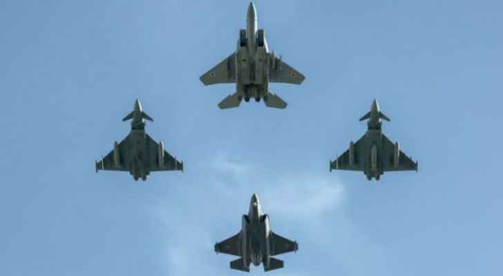 Israeli Occupation warplanes fly low over Beirut