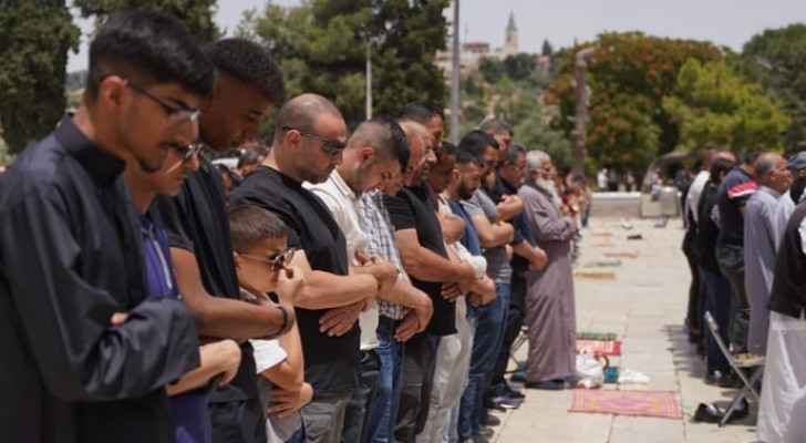 45,000 perform Friday Prayer at Al-Aqsa Mosque