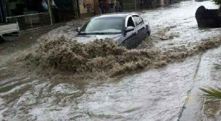 Individual killed in Aqaba, child lost in Zarqa due to torrential rain