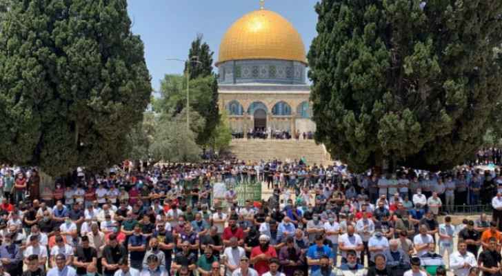 50,000 perform Friday Prayer at Al-Aqsa Mosque