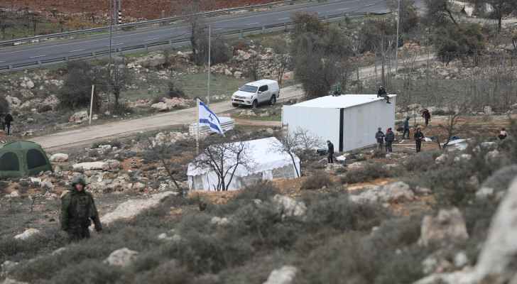 Israeli Occupation settlers set up outpost near Jericho