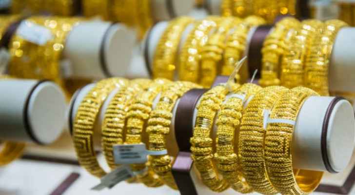 Gold prices stabilize in Jordan Sunday
