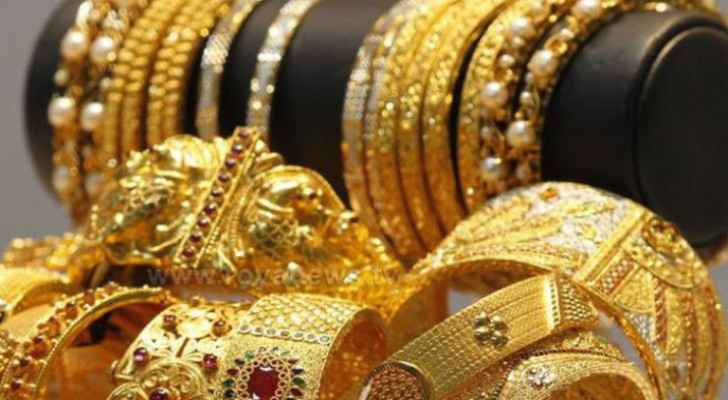 Gold prices remain stable for third consecutive day