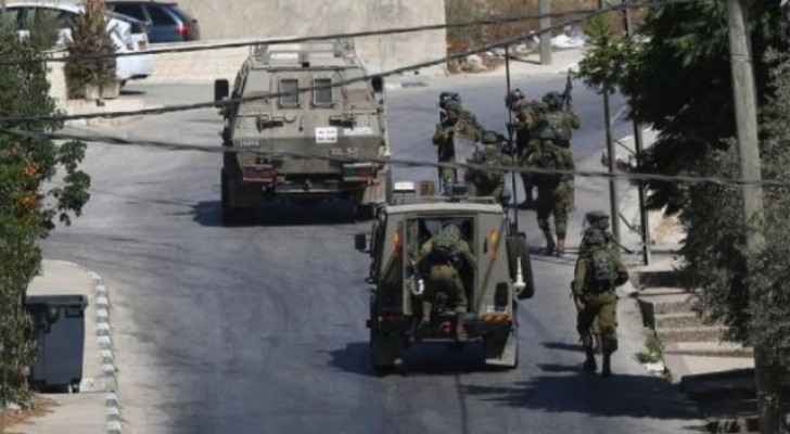 Israeli Occupation Forces injure Palestinian in Jericho