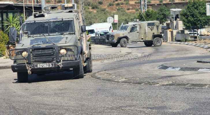 Israeli Occupation closes checkpoints near Nablus